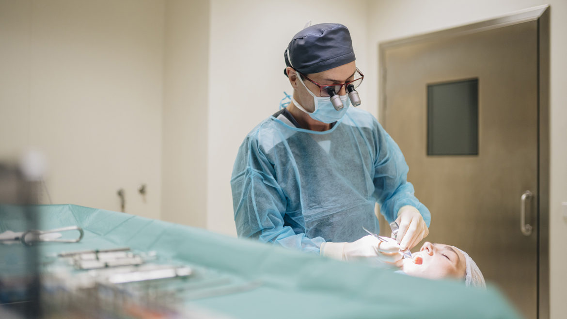 anestesia quirofano rodriguez recio Expertos en cirugía oral y maxilofacial en Asturias